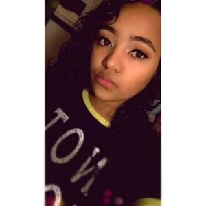 Meet your Posher, Aishah